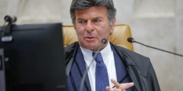 Liberdade de expressão não abrange ‘violências e ameaças’, diz Fux na abertura de sessão do STF