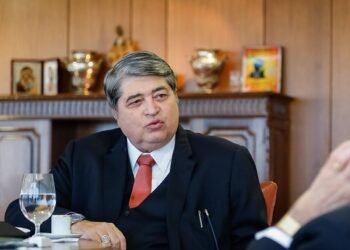 Datena anuncia saída da Band para concorrer à presidência