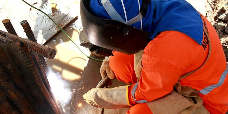 Governo destaca os mais de 100 mil empregos gerados em 2021, resultado que mantém a Bahia líder no nordeste