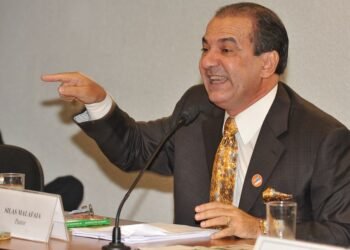 Pastor ataca Ciro Nogueira por articular com Calheiros alternativa a Andre Mendonça no STF