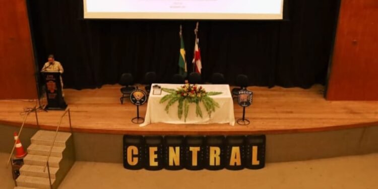 Jequié: Curso de primeira resposta a roubos de bancos tem aula inaugural