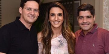 ‘ACM tenta me destruir para que meu marido não concorra com ele’, diz esposa de João Roma