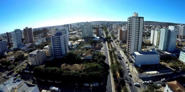 Bahia tem as cidades com maior taxa de pessoas em atraso escolar do Nordeste, segundo IDL