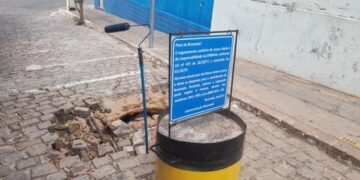 Vereador questiona sobre custos com aquisição de tonéis afixados nas vias públicas em Brumado