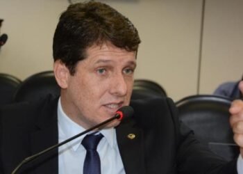 Após dizer que recuperou estradas, Zé Cocá é desafiado por vereador. “Visto saia e renuncio caso ele comprove”