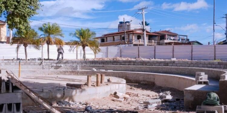 Em acordo com MP, Camaçari se compromete a alterar obras da praça matriz de Abrantes