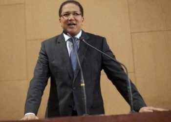 ITABUNA: Prefeitura credita 50% do 13º salário dos servidores