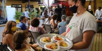 Eventos de gastronomia e ciclismo impulsionam turismo em Praia do Forte