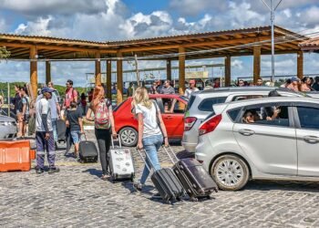 Prefeitura fará licitação para serviço de travessia entre Porto Seguro e Arraial