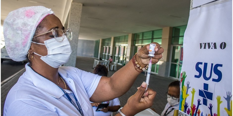 Salvador vai realizar mutirão da dose de reforço no próximo sábado