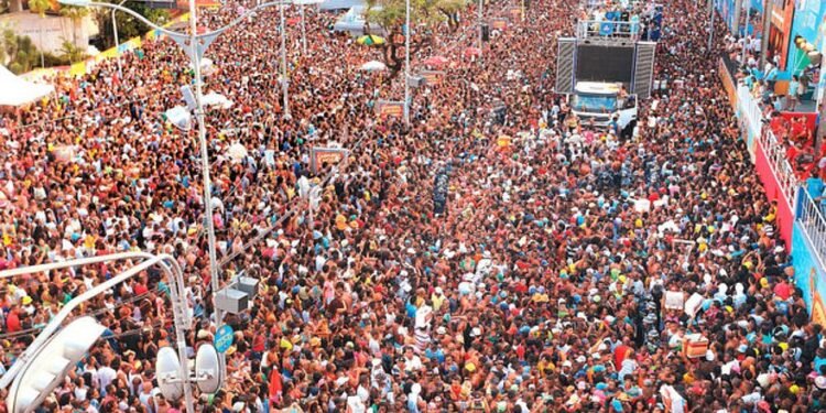 Decisão sobre Carnaval será tomada em conjunto e sem ‘agonia’, diz Bruno Reis