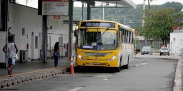 Parada de ônibus é alterada no terminal da Rodoviária; veja mudanças