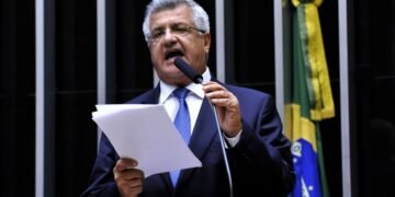 Bacelar diz que Podemos na Bahia deve apoiar candidatura própria ao Planalto