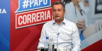 ‘Cenários completamente diferentes’, diz Rui sobre público em estádios e Carnaval