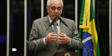 Otto: Bolsonaro está perdido na escuridão que é o governo dele