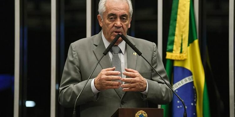 Otto: Bolsonaro está perdido na escuridão que é o governo dele