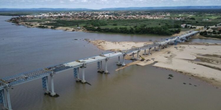 Ponte entre Barra e Xique-Xique será entregue na sexta