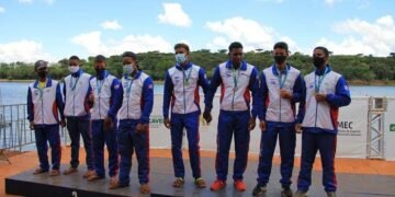 Angelo homenageia medalhistas baianos do Campeonato Brasileiro de Canoagem, Velocidade e Paracanoagem
