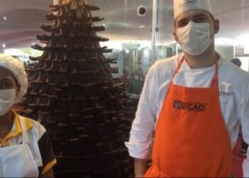 Centros Estaduais de Educação Profissional em Ilhéus, Gandu e Arataca formam jovens para o mundo do chocolate