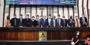 ALBA acaba com pagamentos em convocações extraordinárias e aprova Orçamento 2022