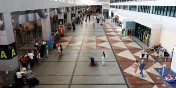 Governo do Estado e Prefeitura de Salvador iniciam testagem e vacinação contra a Covid-19 no aeroporto da capital
