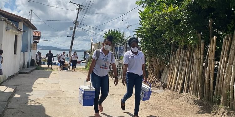 Prefeitura intensifica imunização da população da Ilha de Maré