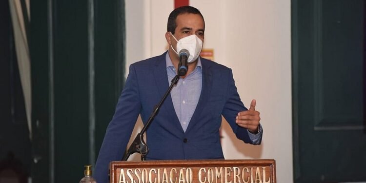 Bruno Reis: liberação de praias e fogos no Réveillon dependem da variante ômicron