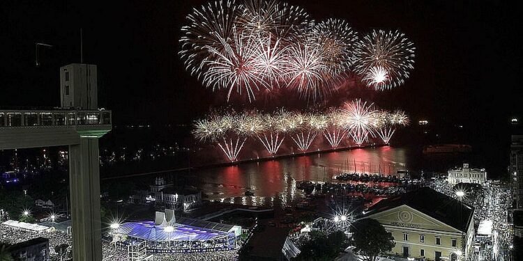 Planejamento do Réveillon só será anunciado no dia 27, diz Bruno Reis