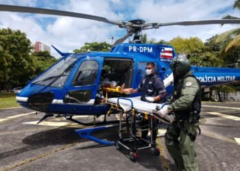 Vítimas de atropelamento em Itaparica são socorridas pelo Graer