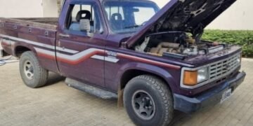 Polícia descobre rota internacional para saída de carros roubados