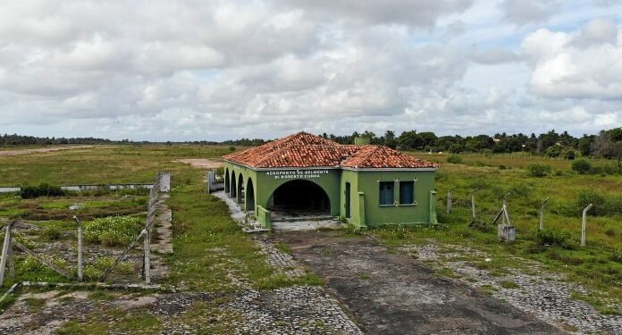 Belmonte tem autorização para modernização da escola estadual, reforma do aeroporto e mais obras de infraestrutura