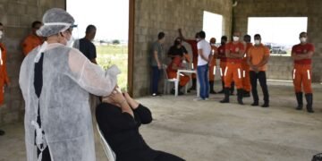 Bombeiros que atuam no extremo sul fazem testes de Covid-19