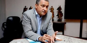 Rui ataca Bolsonaro: ‘igual a mandacaru que não dá sombra nem encosto a ninguém’