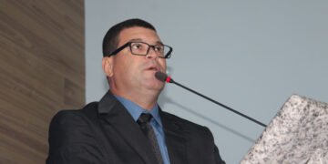 Brumado: Vereador diz que prefeito não queria ratear Fundeb