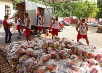 Shoppings recebem doações para vítimas das chuvas até dia 31