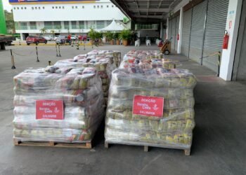 Ferreira Costa doa 1,5 mil cestas básicas   e é ponto de arrecadação de doações