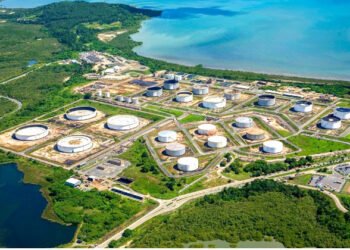 Sindicombustíveis Bahia manifesta preocupação  com primeiro aumento da Refinaria Mataripe