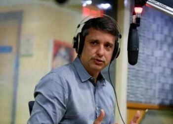 Secretário critica paralisação dos rodoviários em Salvador