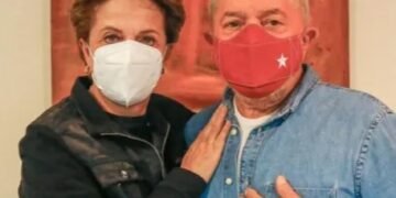 Lula e Dilma devem conversar sobre eleição em janeiro