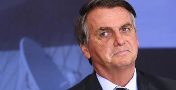 Maioria acha que Bolsonaro atrapalha vacinação de crianças