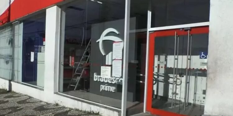 Agência é arrombada pela quinta vez um mês em Salvador