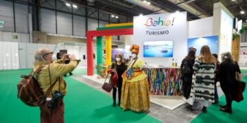 Setur divulga atrativos da Bahia em feira internacional de turismo na Espanha