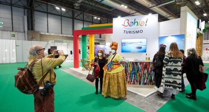 Setur divulga atrativos da Bahia em feira internacional de turismo na Espanha