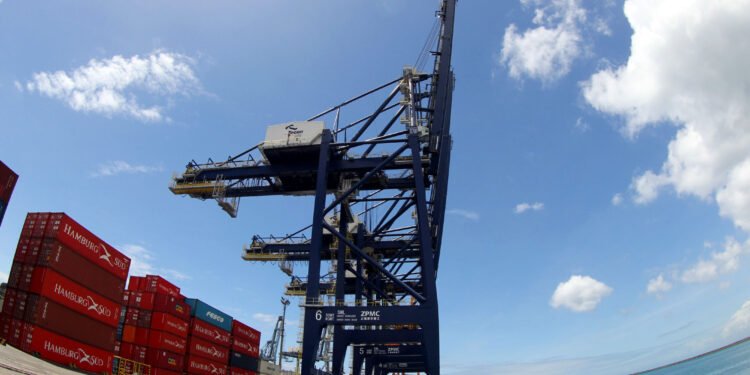 Vice-governador se diz otimista com aumento de 26,3% das exportações baianas no ano passado