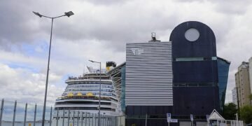 Com cruzeiros suspensos, mais de 46 mil turistas deixarão de visitar Salvador