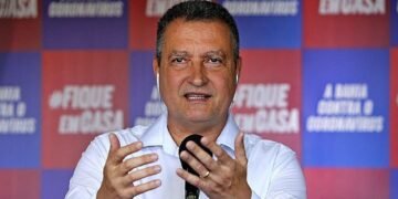 Bahia pode chegar a 30 mil casos ativos de covid em poucos dias, diz Rui