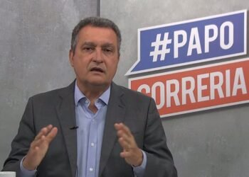 Funcionários públicos que não se vacinaram já começaram a ser demitidos, diz Rui