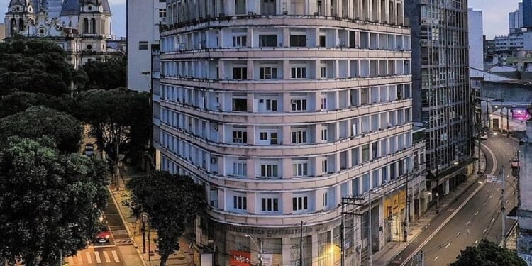 Edifício Sulacap ganhará café e galeria de arte com vista para a Baía de Todos os Santos