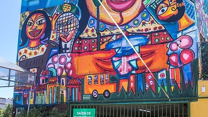 A Luz de Tieta: mural de 12 metros conta a história da obra de Jorge Amado