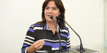 Feira de Santana: vereadora diz que Colbert não sabe dialogar